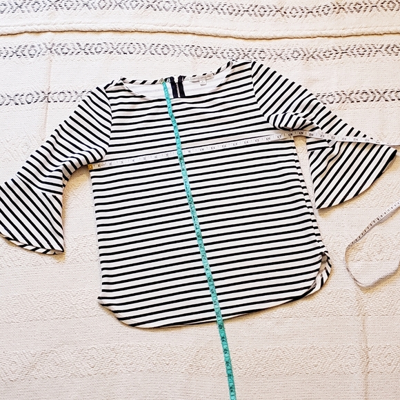 Green Envelope Striped Flounce Crop Sleeve Top M - Picture 6 of 8